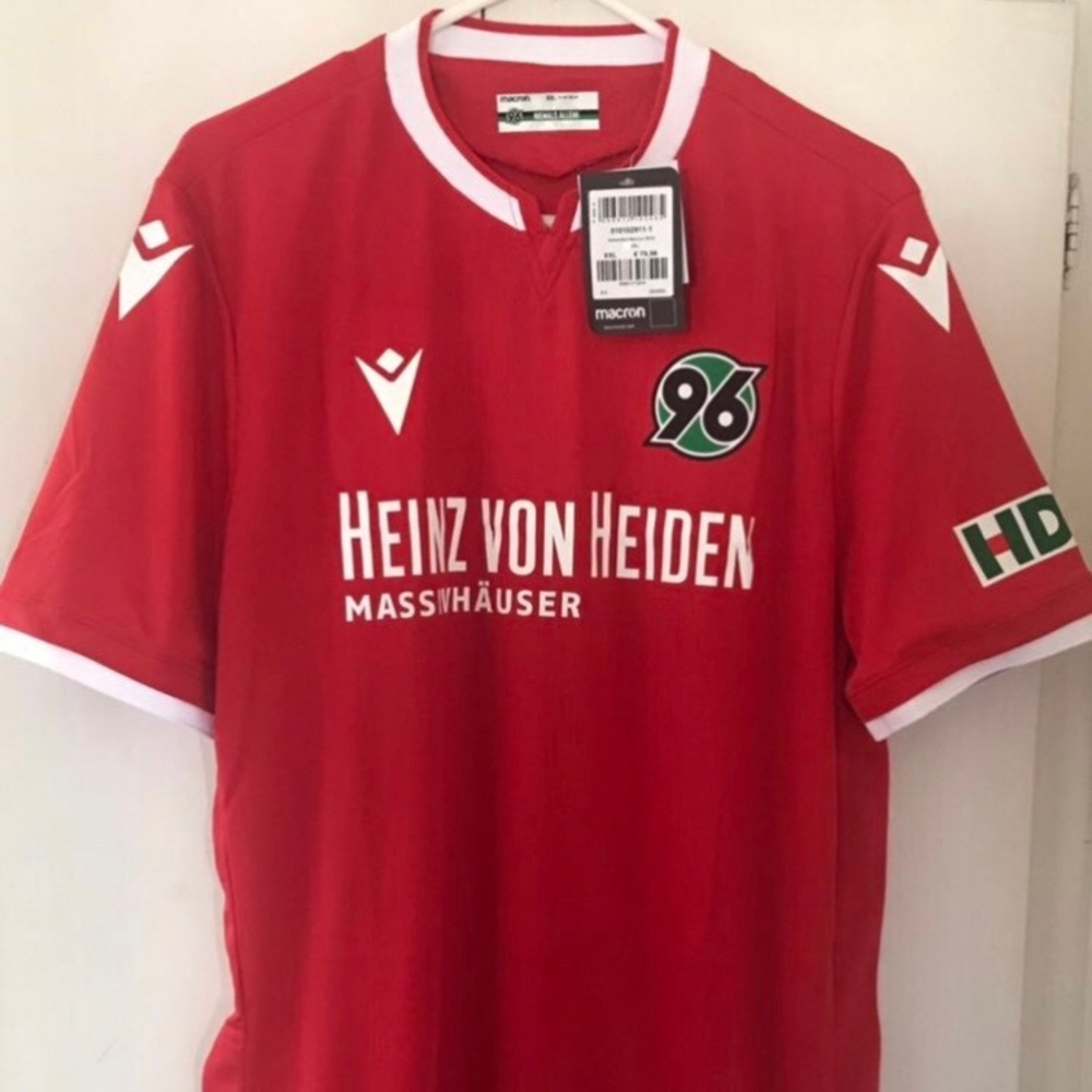 BNWT Macron Hannover 96 Home Kit